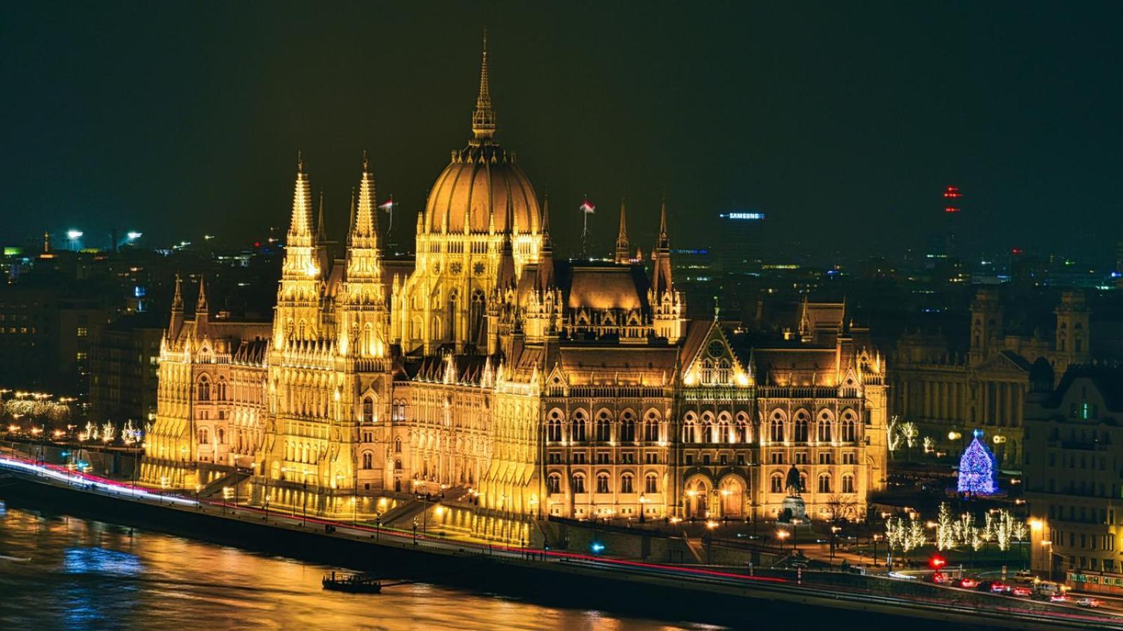 Sip Fifteen City Center Apartment Budapeste Exterior foto